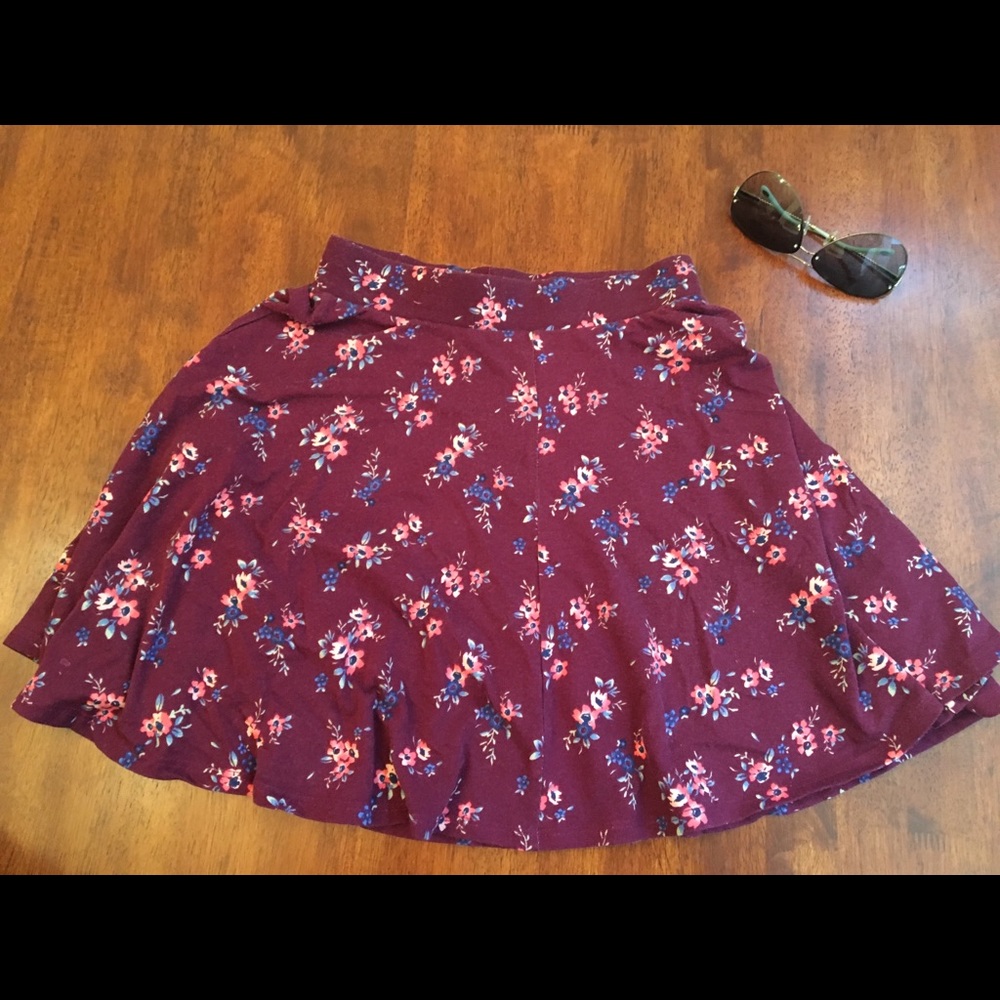 Junior Girl’s XS Skater Skirt
